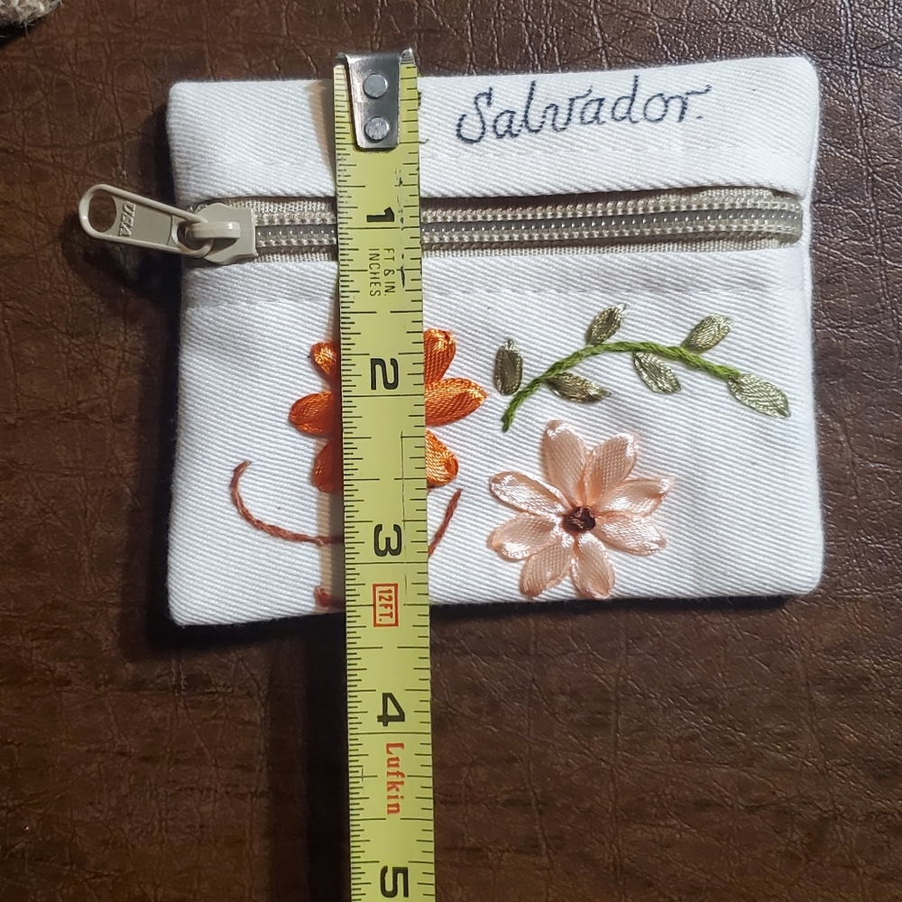 Authentic,handmade,vintage,embroidered floral El Salvador bag w change purse - Picture 5 of 8